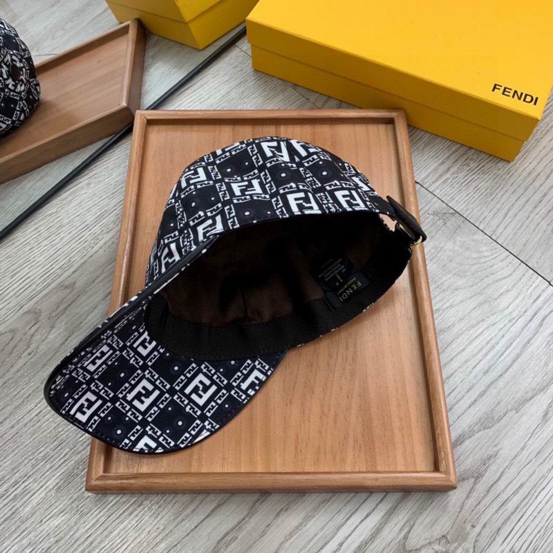 Fendi cap (8)